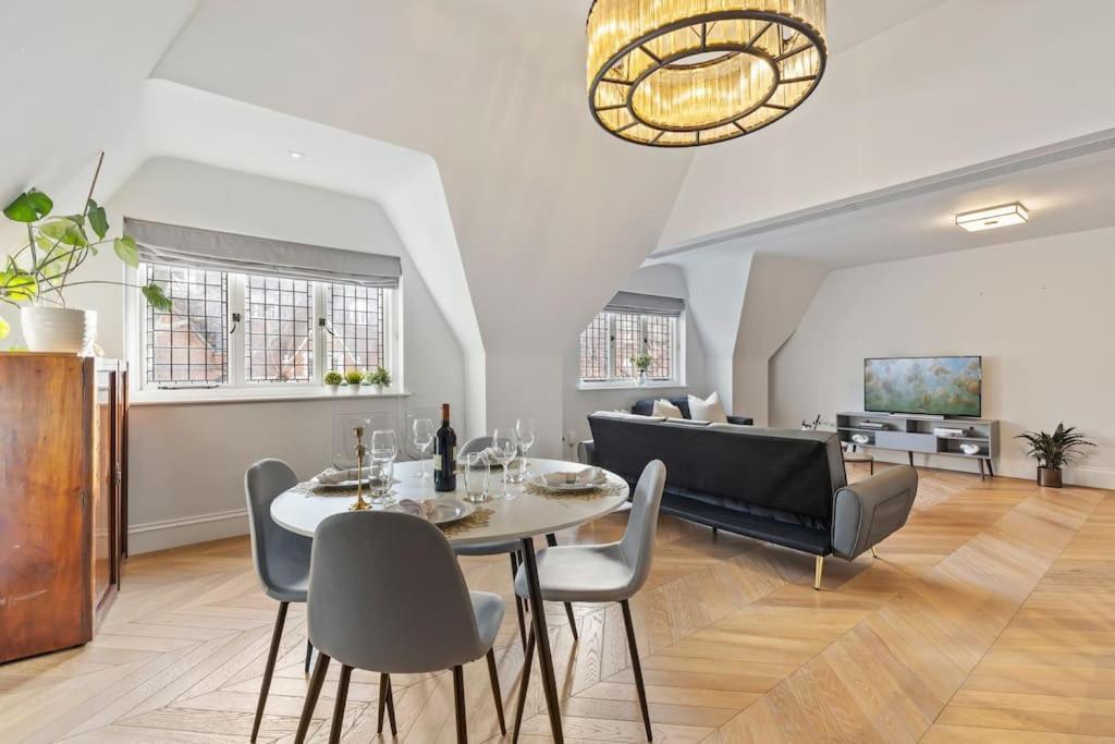 Appartamento Luxury 3 Bed Flat In Kensington Londra Esterno foto