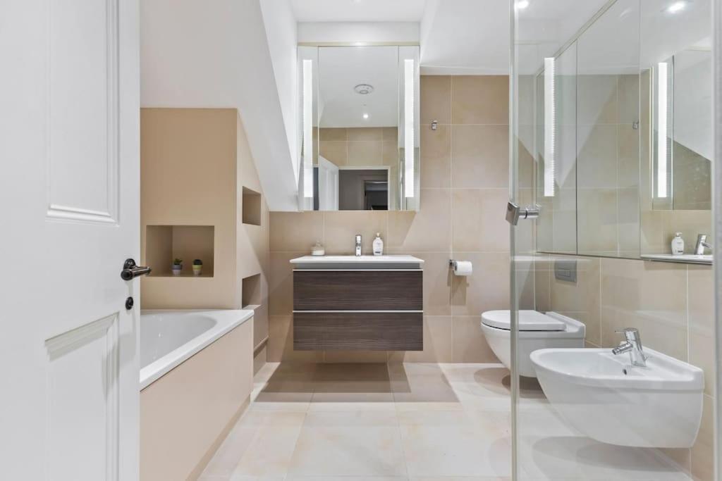 Appartamento Luxury 3 Bed Flat In Kensington Londra Esterno foto